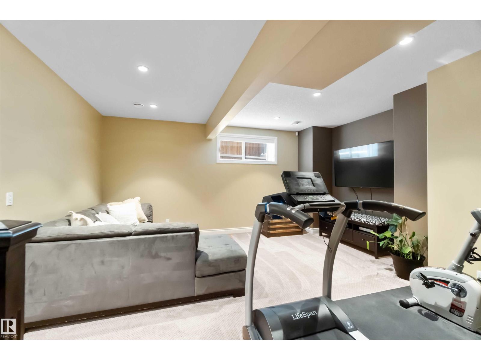 10630 82 ST NW, Edmonton