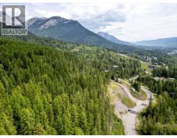 126 Burma Road, Fernie, BC V0B1M0 Photo 12