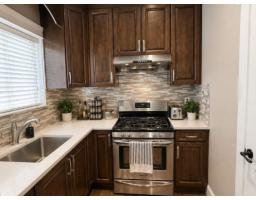 5911 139a Street, Surrey, BC V3W6L1 Photo 8