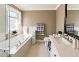 5911 139a Street, Surrey, BC V3W6L1 Photo 14