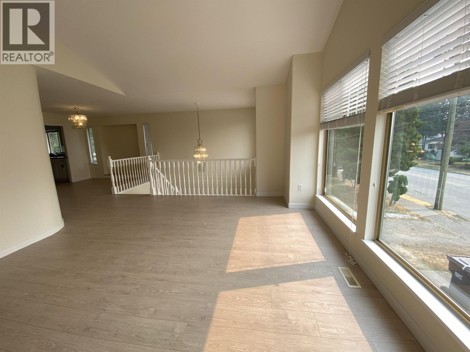 1869 PRAIRIE AVENUE, Port Coquitlam