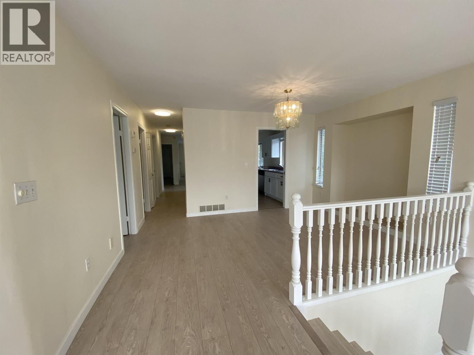 1869 PRAIRIE AVENUE, Port Coquitlam