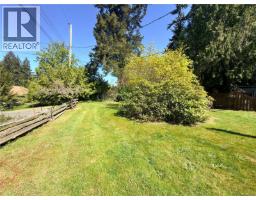 Kitchen - 822 Miller Rd, Parksville, BC V9P1Z1 Photo 6