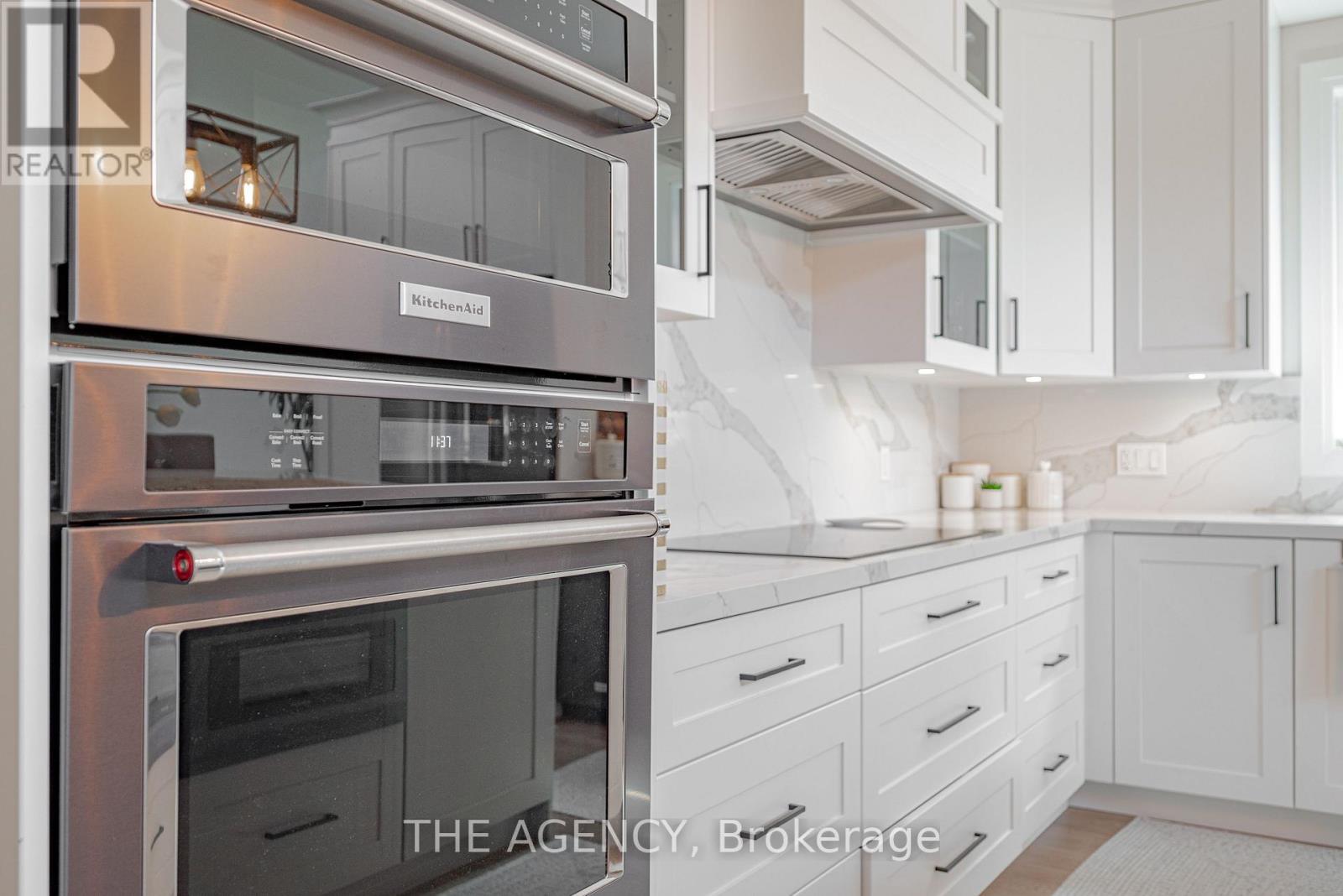 425 MELLING AVENUE - 11