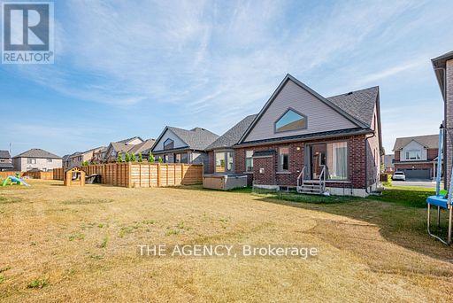 425 MELLING AVENUE - 40