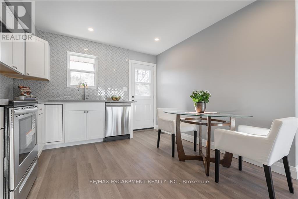 58 SANDALWOOD AVENUE - 10