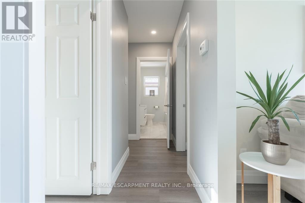 58 SANDALWOOD AVENUE - 16