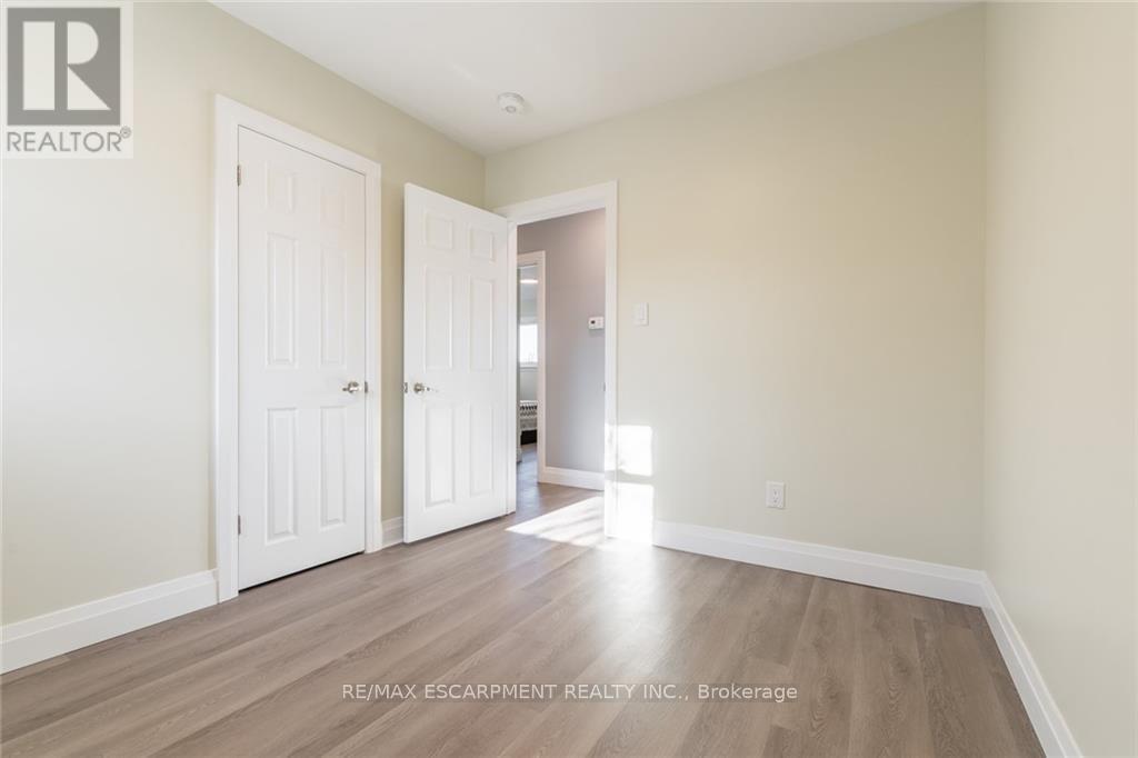 58 SANDALWOOD AVENUE - 18