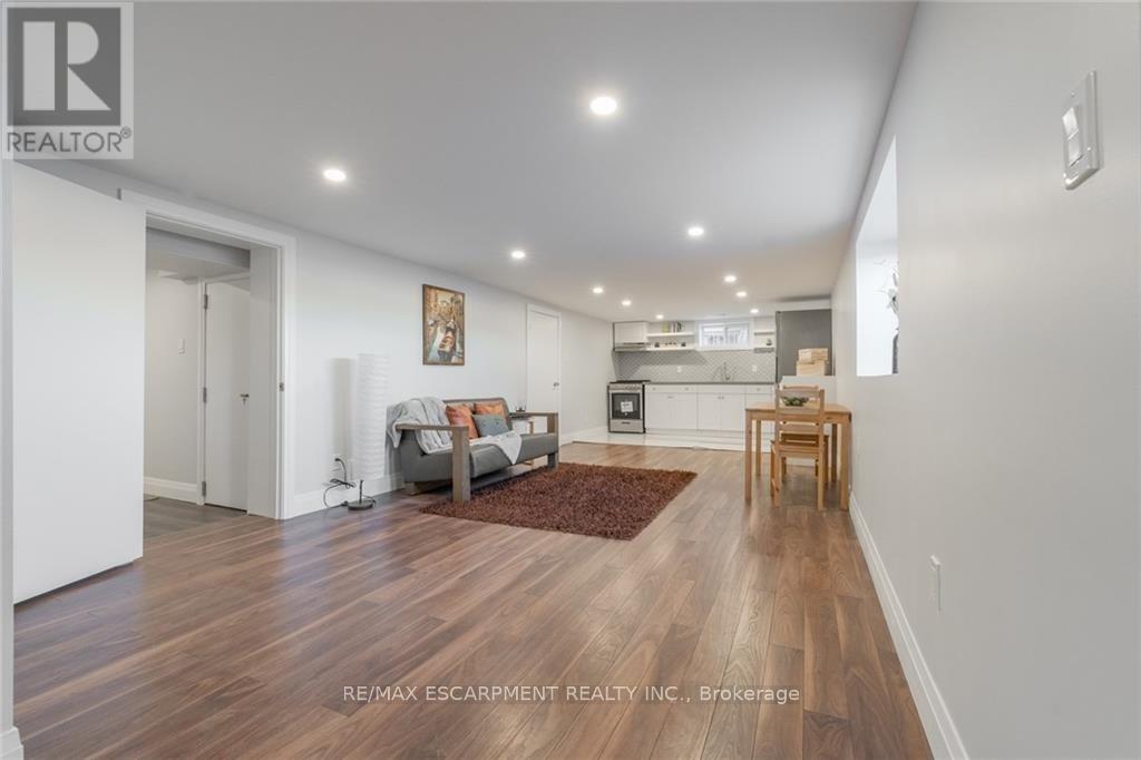 58 SANDALWOOD AVENUE - 26