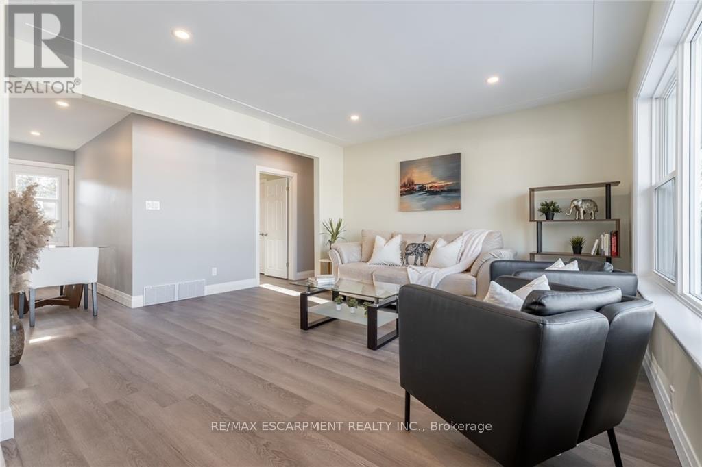 58 SANDALWOOD AVENUE - 4