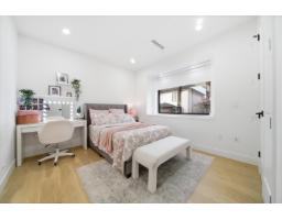 16767 18 Avenue, Surrey, BC V3Z9X5 Photo 13