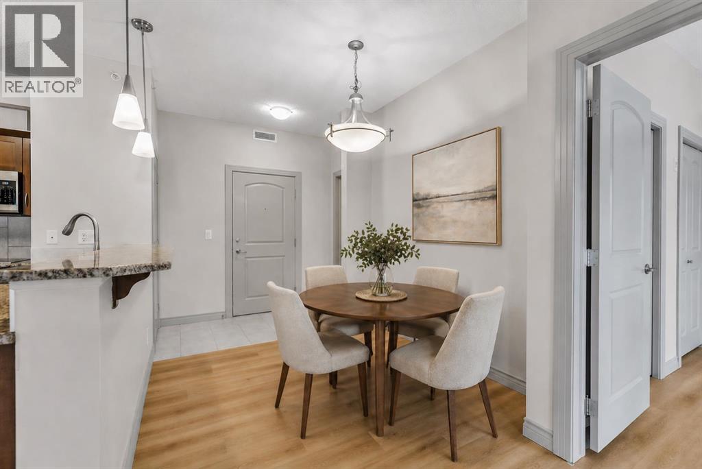 #412 70 Royal Oak Plaza NW - 3
