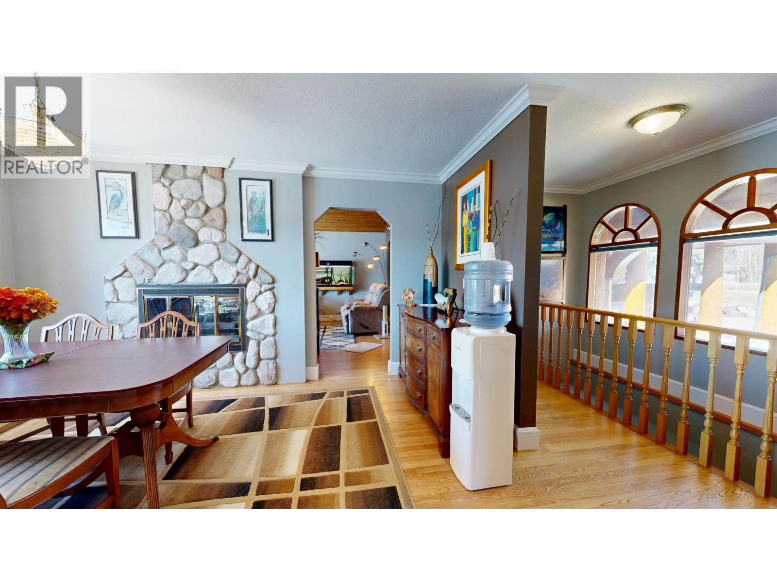 6126 LAKESHORE DRIVE - 10