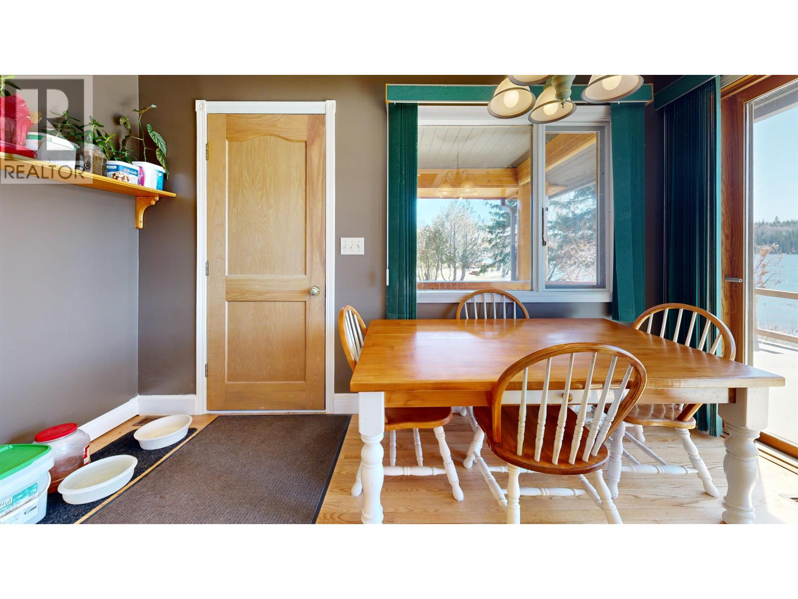 6126 LAKESHORE DRIVE - 14