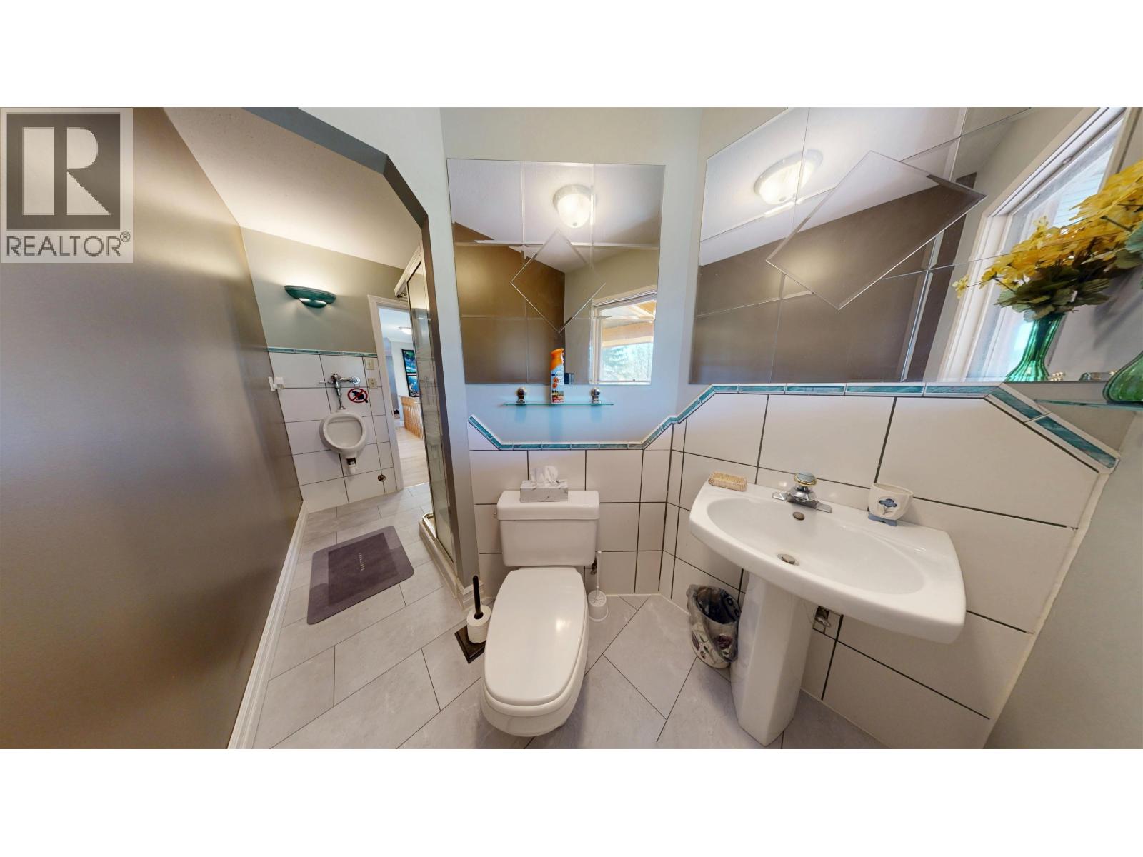 6126 LAKESHORE DRIVE - 16