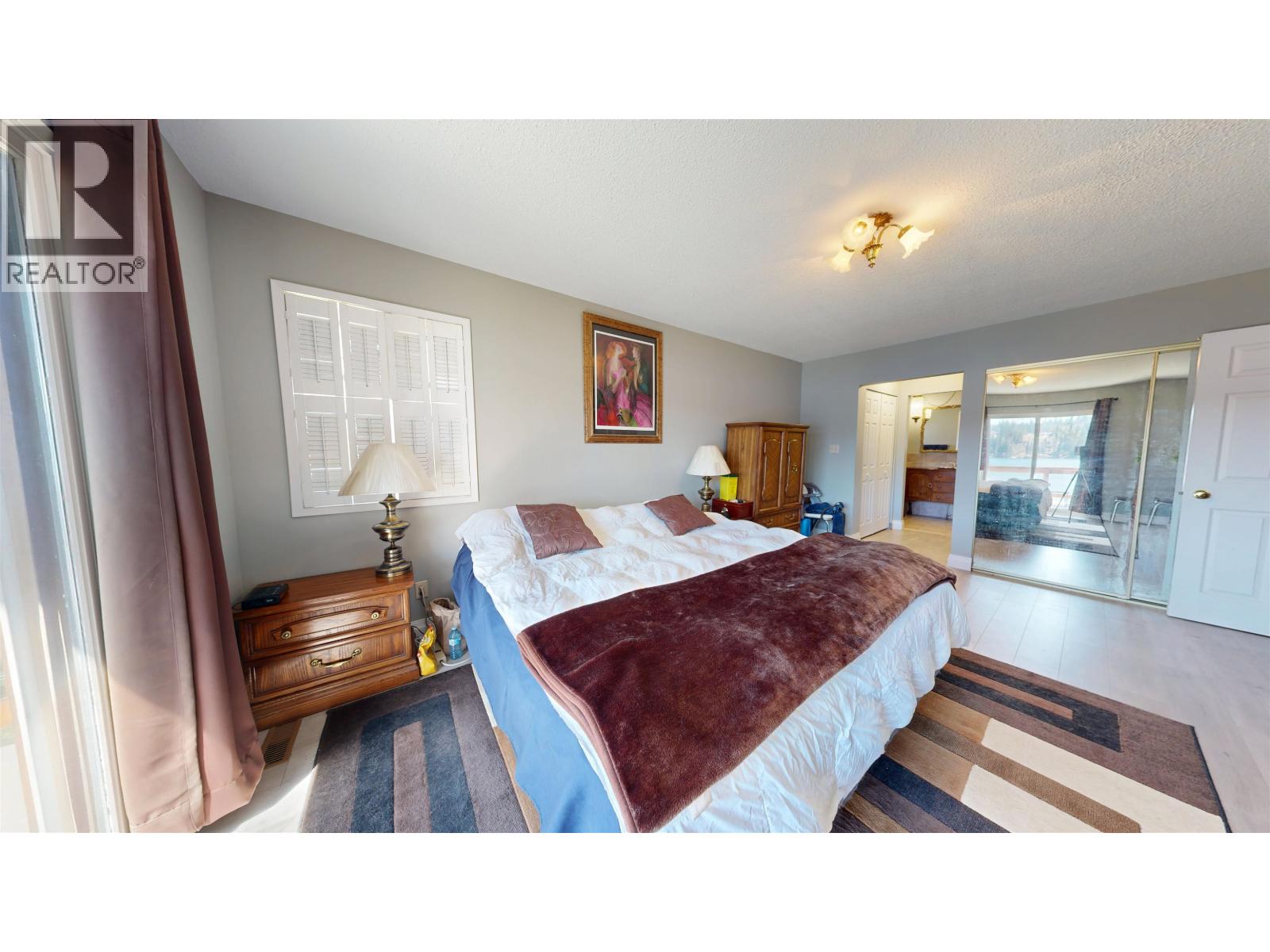 6126 LAKESHORE DRIVE - 18