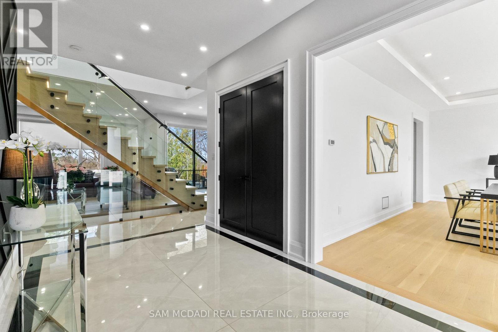 107 VISTA BOULEVARD — photo 5