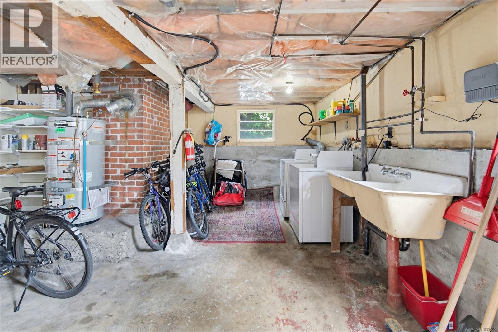 239 St. Andrews St - 28