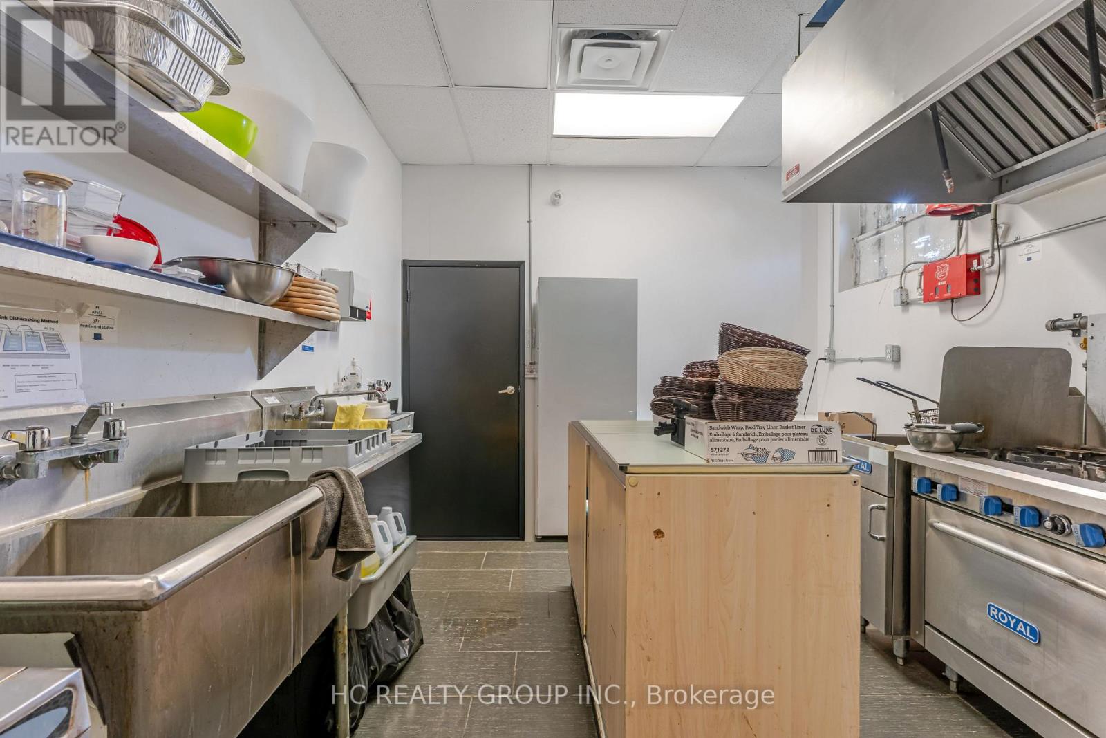 494 ALBERT STREET — photo 16