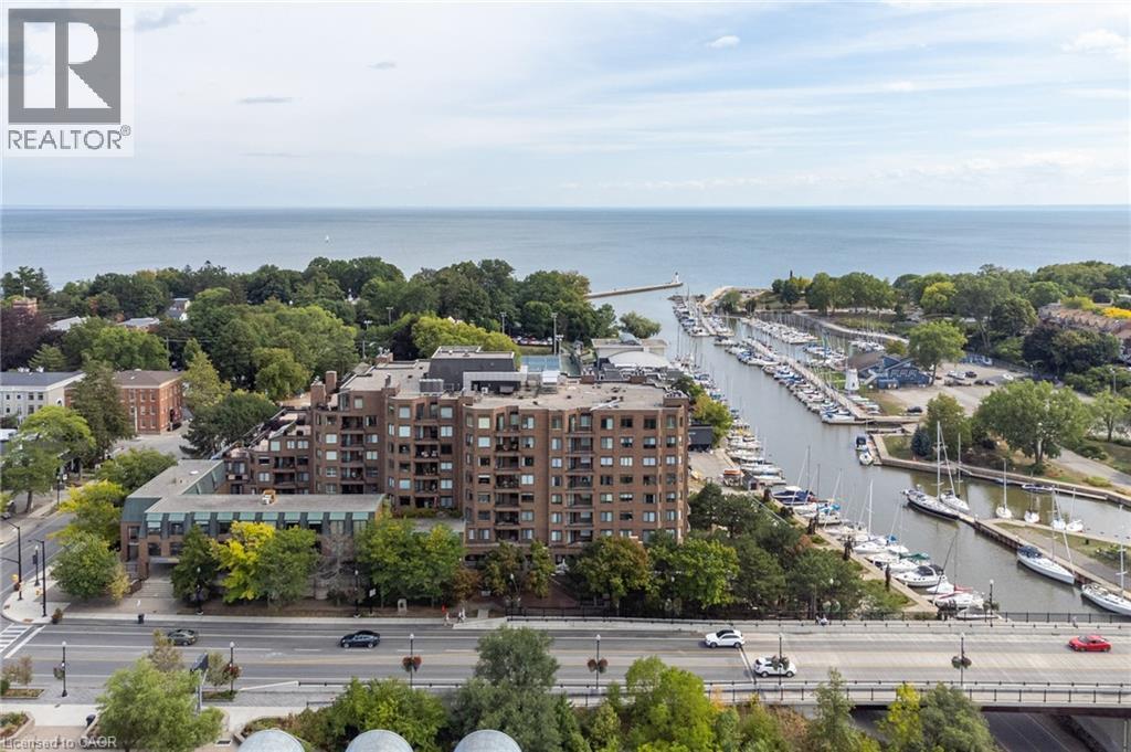 #303 100 LAKESHORE Road E - 1