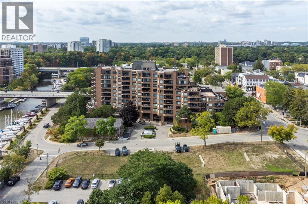 #303 100 LAKESHORE Road E - 31