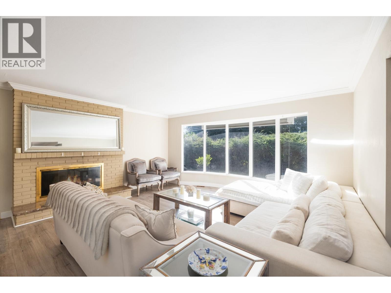 4110 BURKERIDGE PLACE, West Vancouver