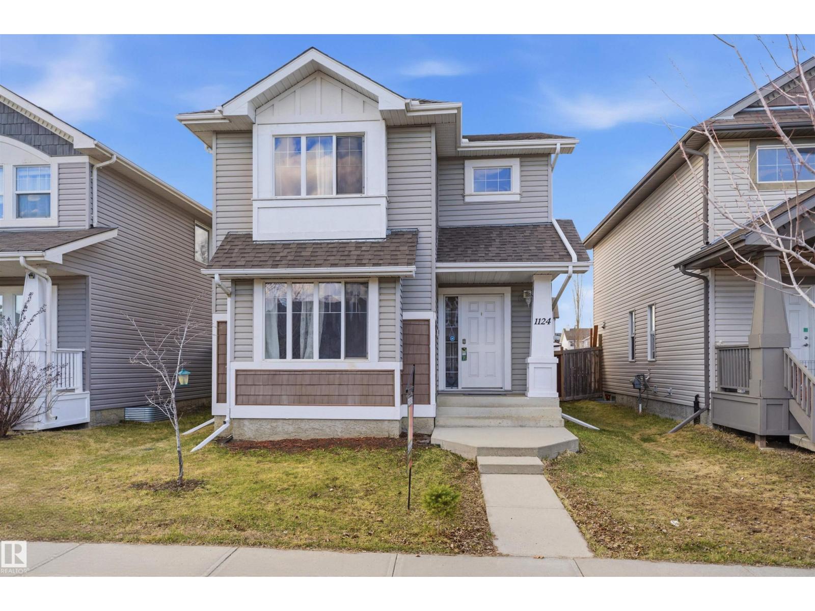 1124 37A AV NW - Image 2