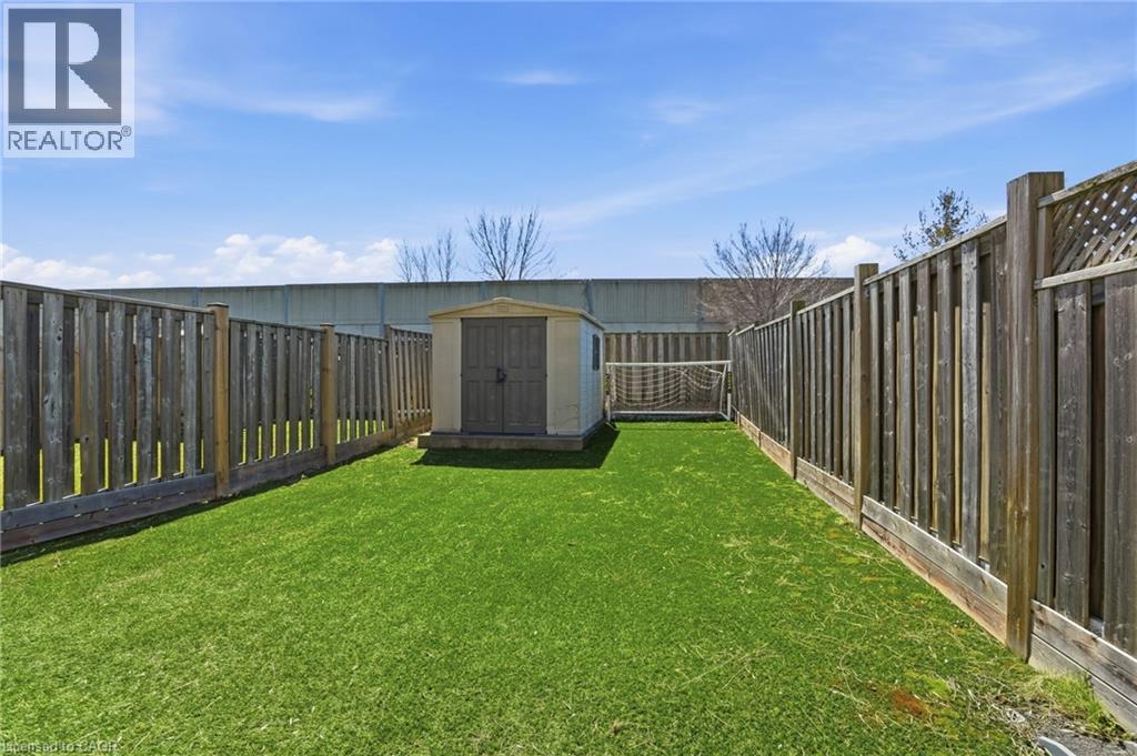 13 MARINA POINT Crescent — photo 36