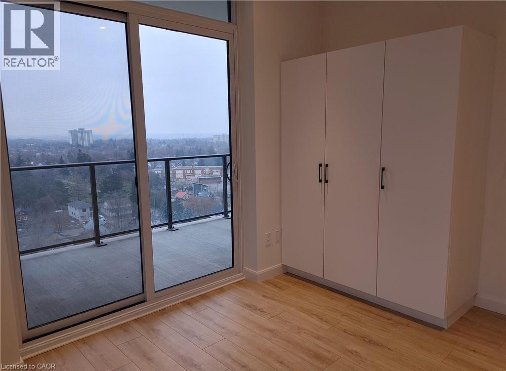 741 W KING Street W Unit# 1303, Kitchener, Ontario, N2G0E9 — Photo 3
