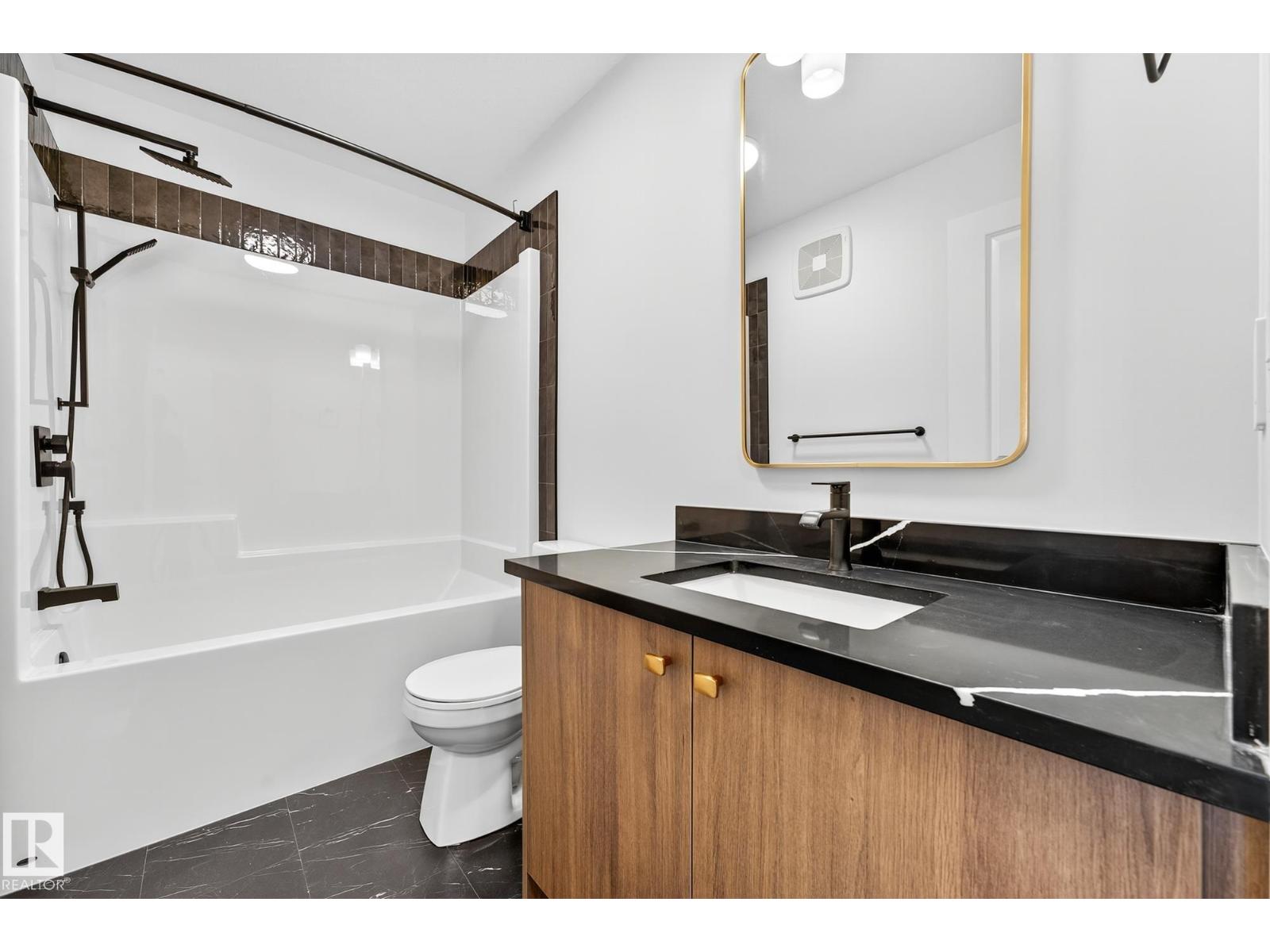 8245 KIRIAK LO SW, Edmonton