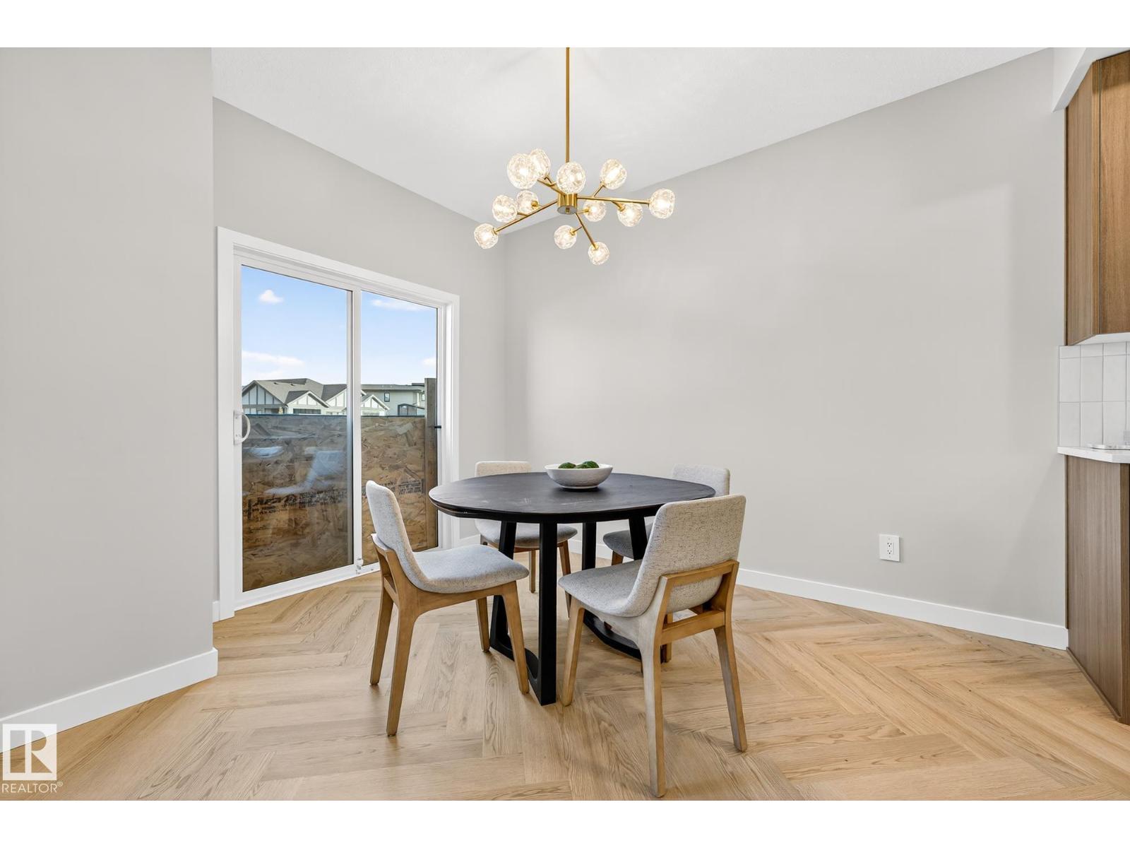 8245 KIRIAK LO SW, Edmonton