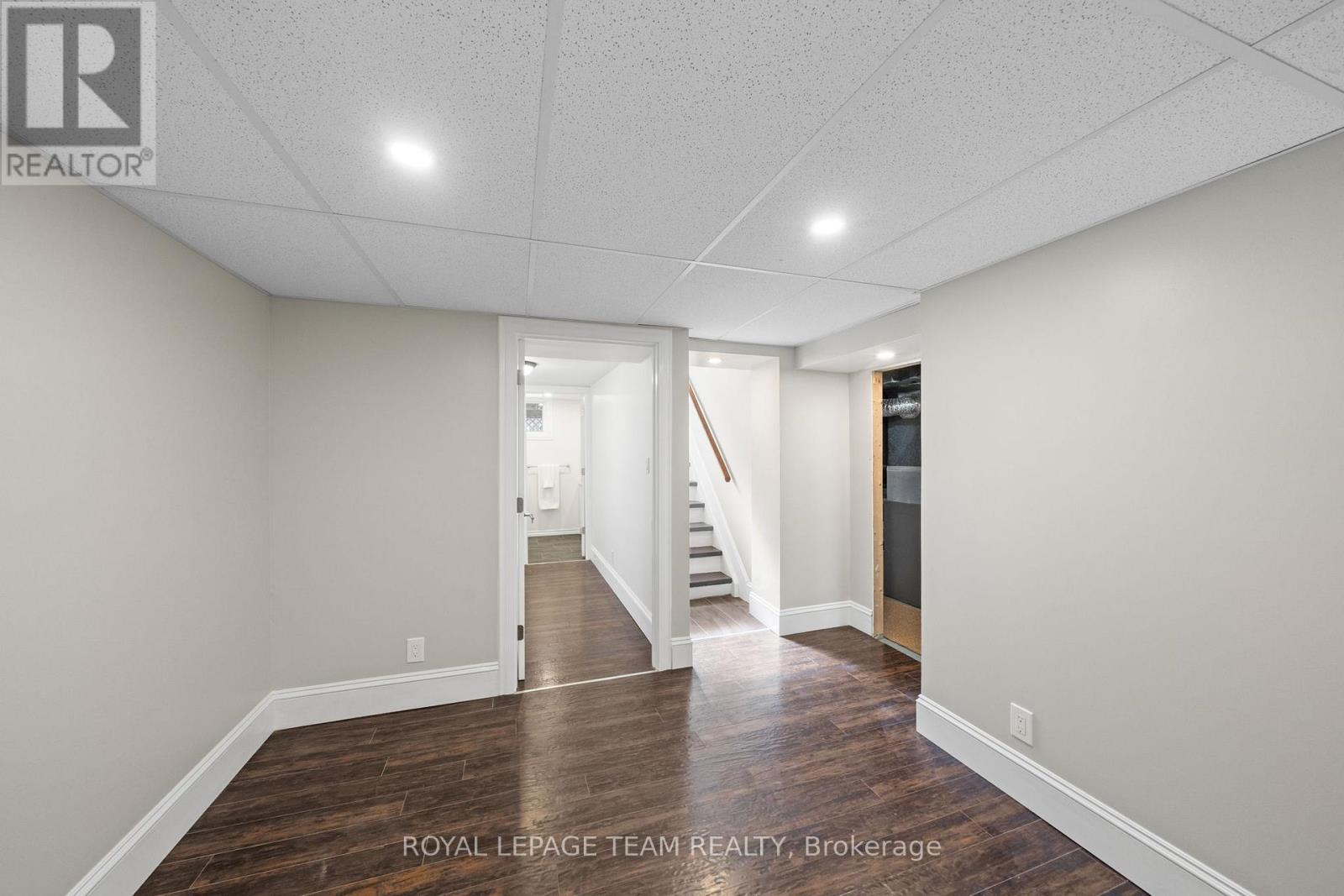 14 FERGUSON STREET — photo 34