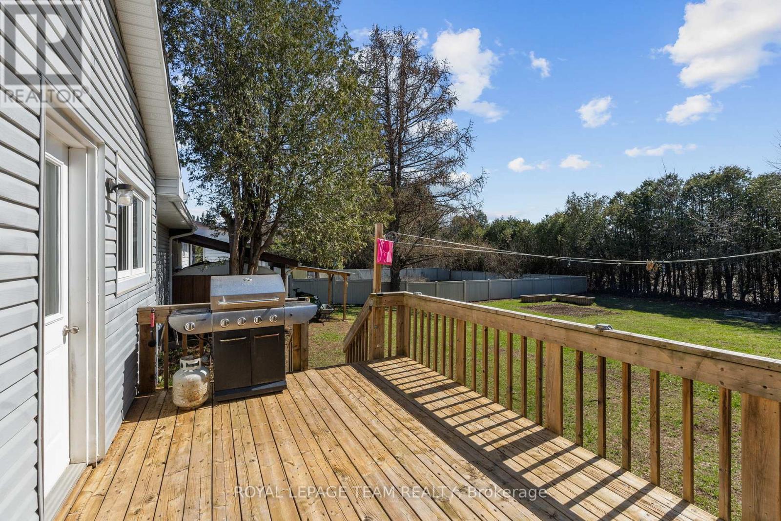 14 FERGUSON STREET — photo 43