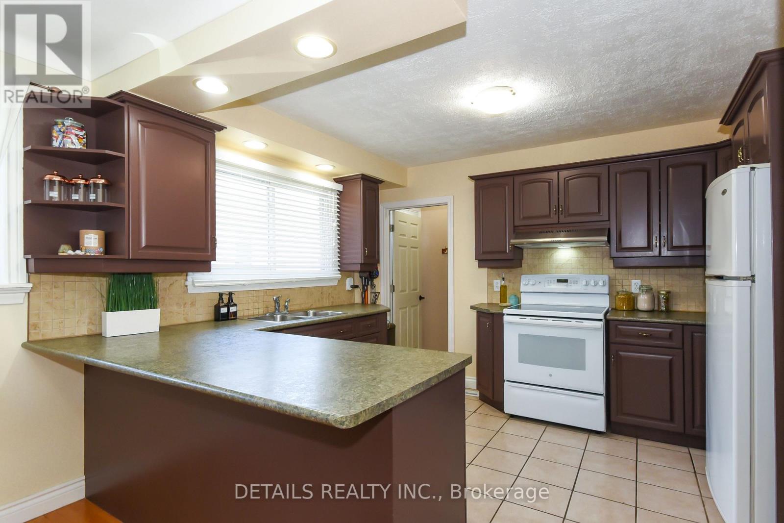 1222 FIELD STREET - 17