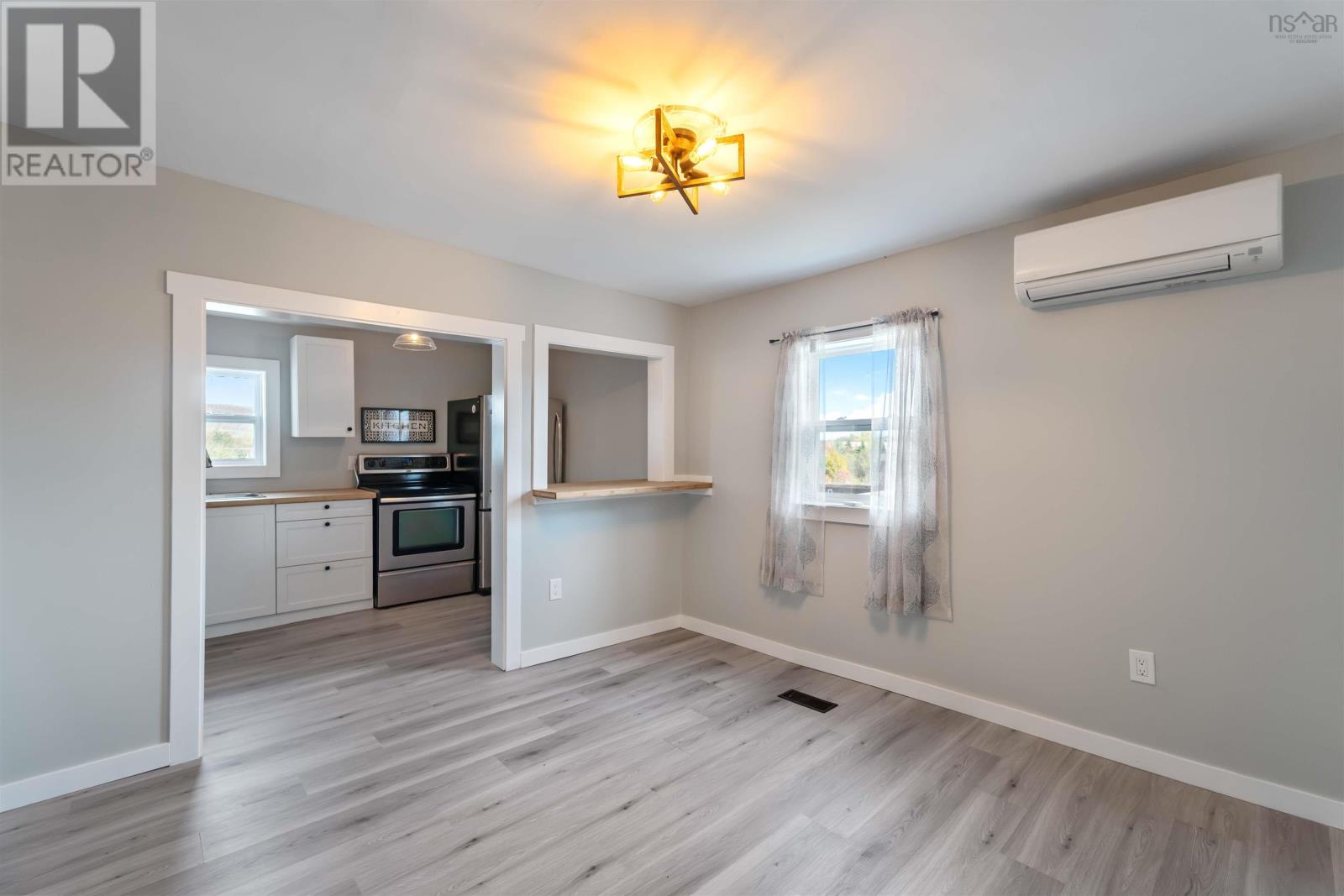 Property 25 of 36 of 8513 Highway 1