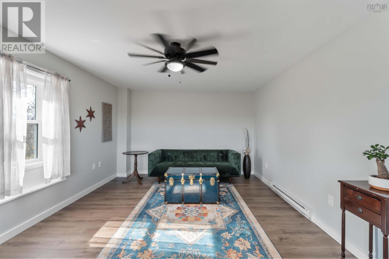 Property 6 of 36 of 8513 Highway 1