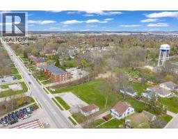 87 Division Street North, Kingsville, ON N9Y1E3 Photo 6
