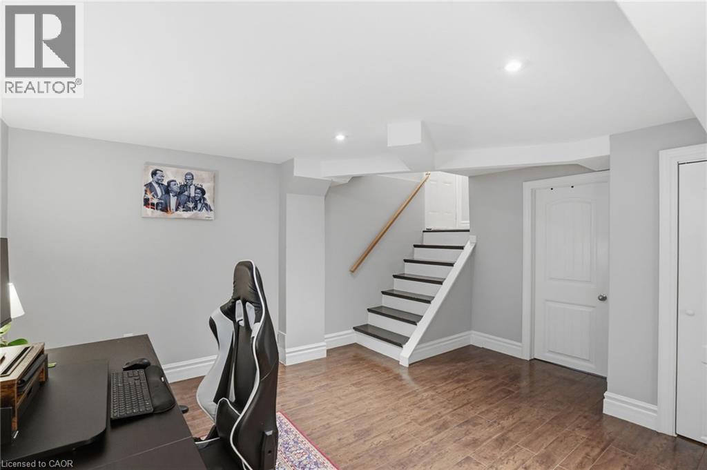 101 ORGAN Crescent — photo 28
