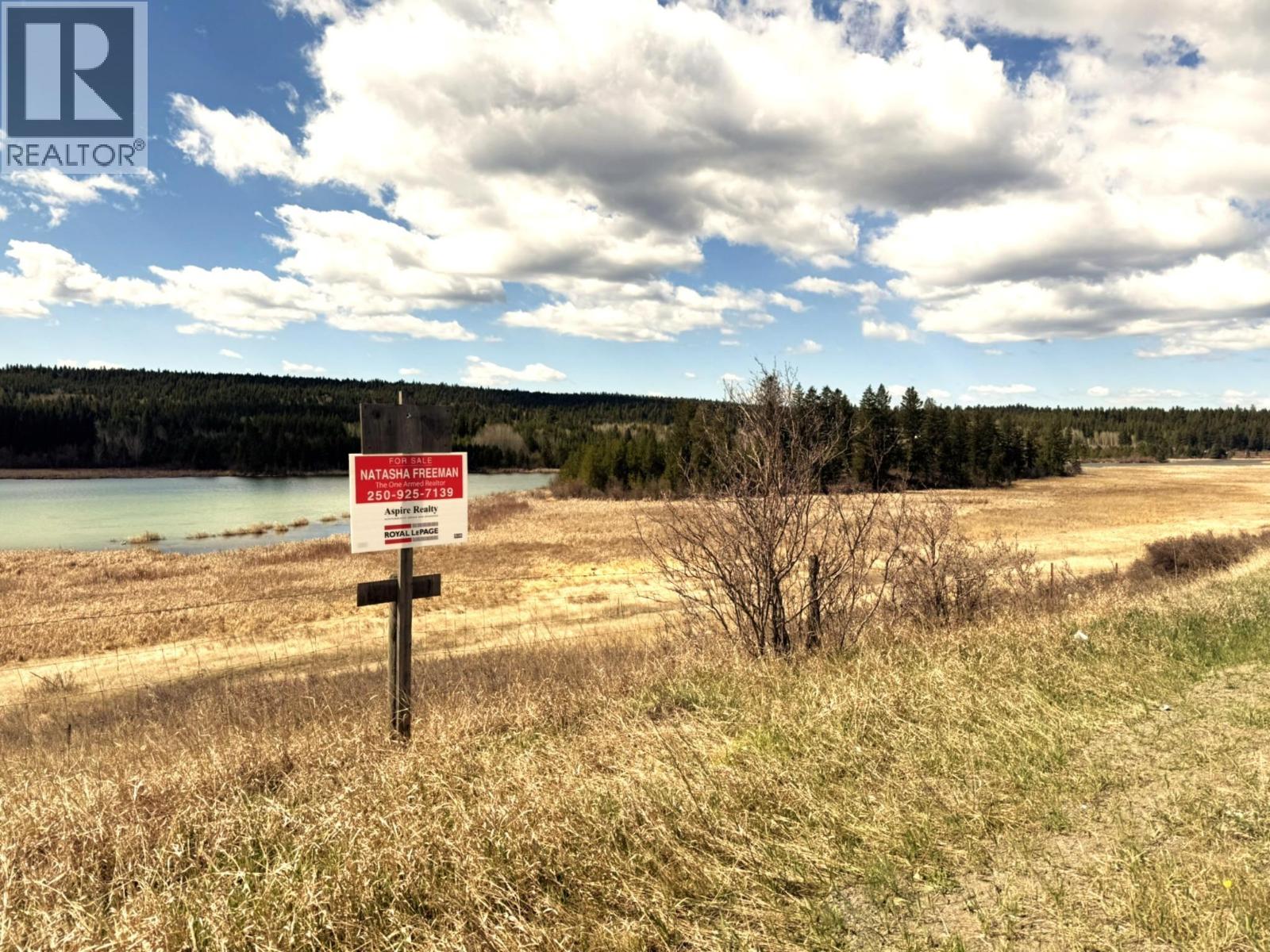 3440 DUNSMUIR ROAD, Lac La Hache
