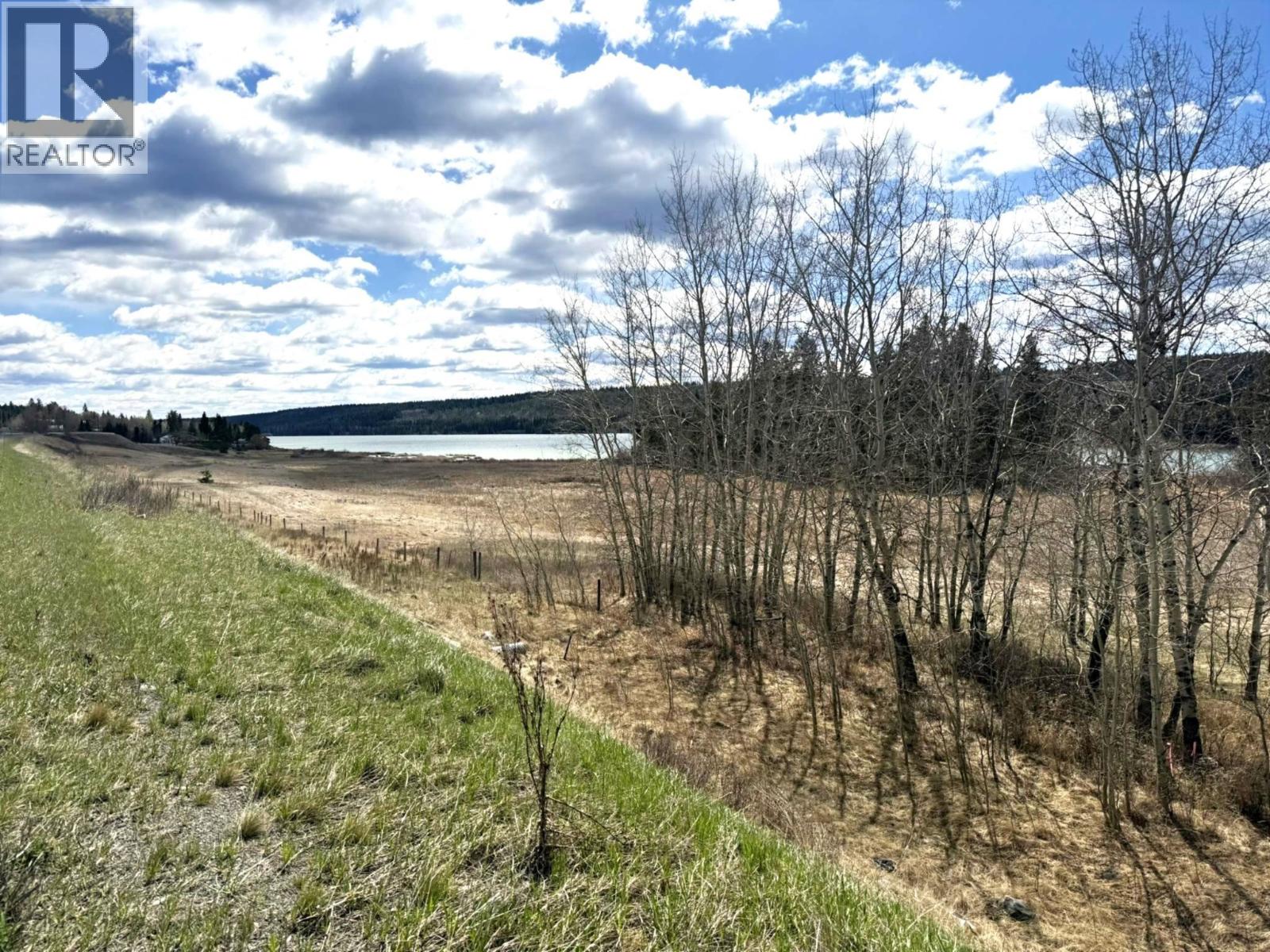 3440 DUNSMUIR ROAD, Lac La Hache