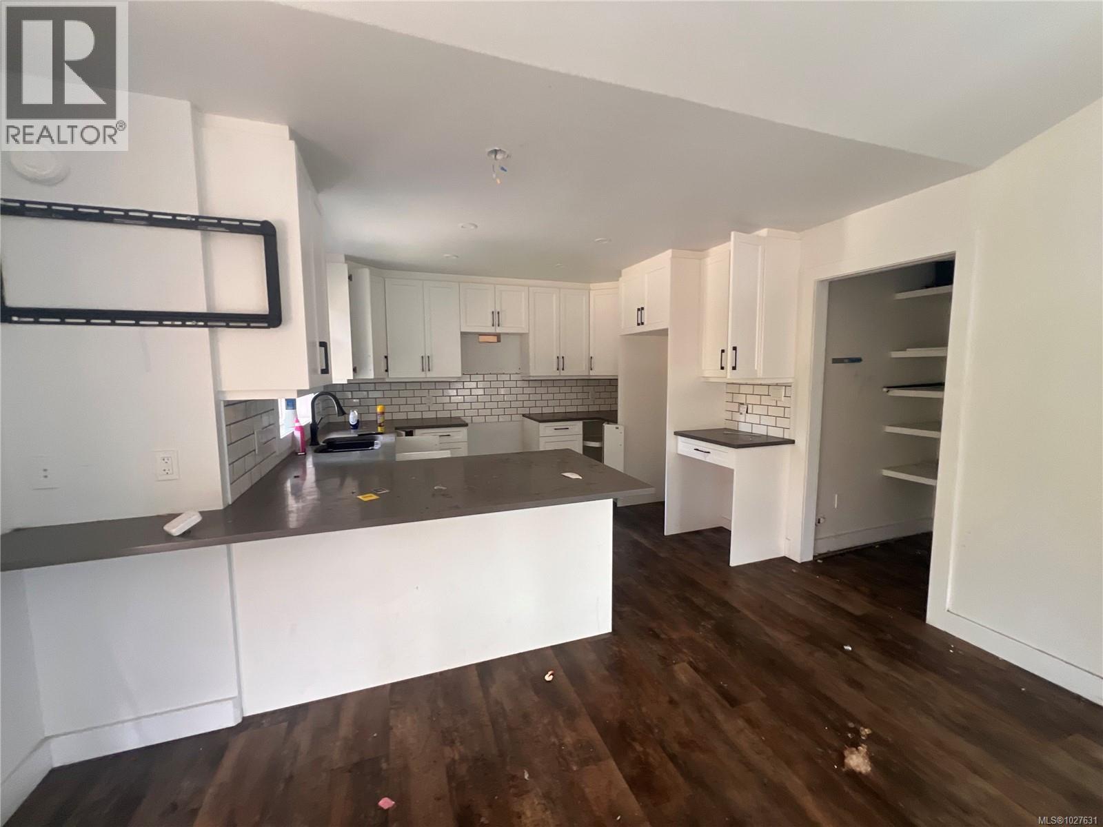 793 Parkheights Dr - 13