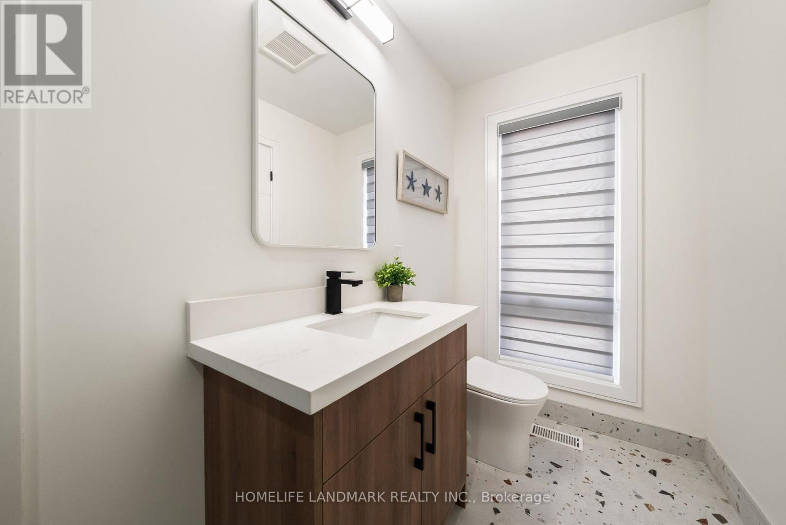 70 GRANGER AVENUE - 26