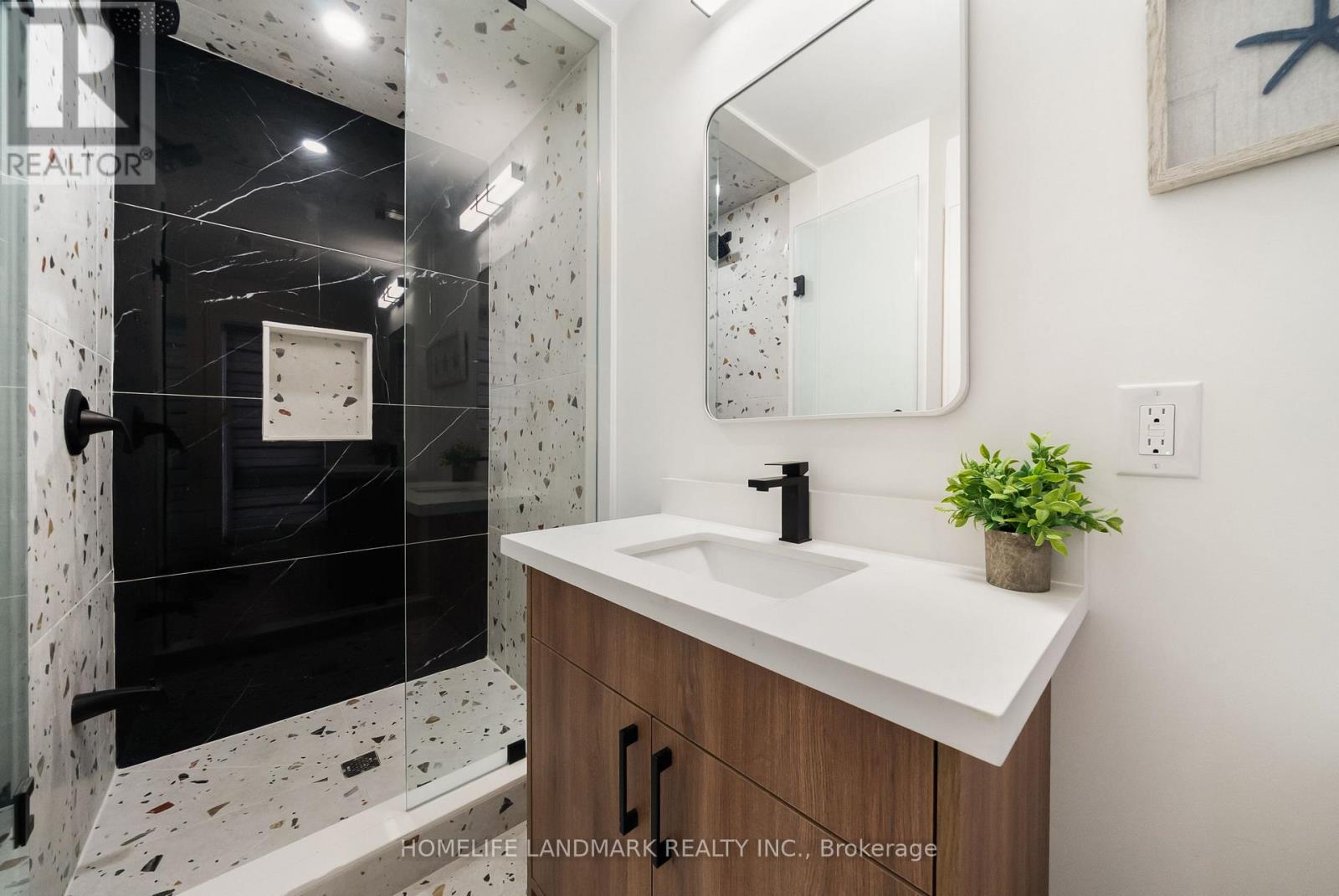 70 GRANGER AVENUE - 25