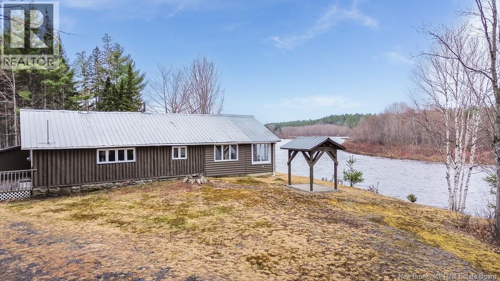 43 Clarks Point Road - 10