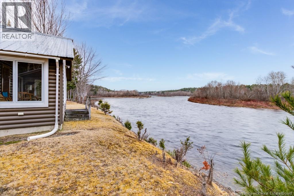 43 Clarks Point Road - 12