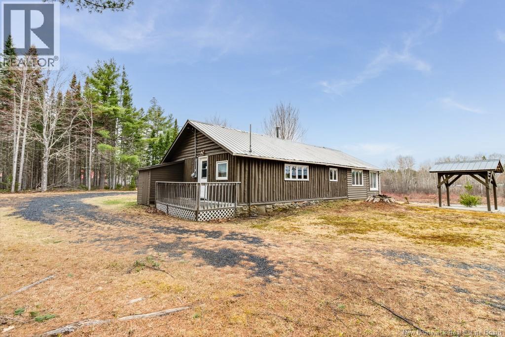 43 Clarks Point Road - 36