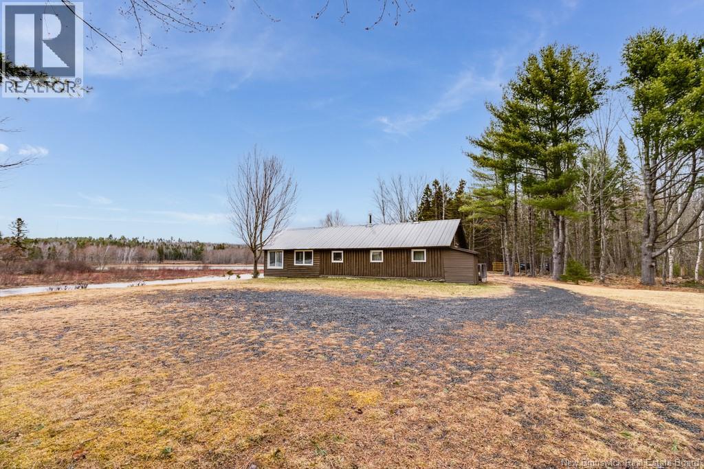 43 Clarks Point Road - 40