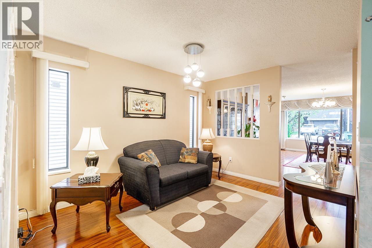 3648 BAMFIELD Drive, Richmond