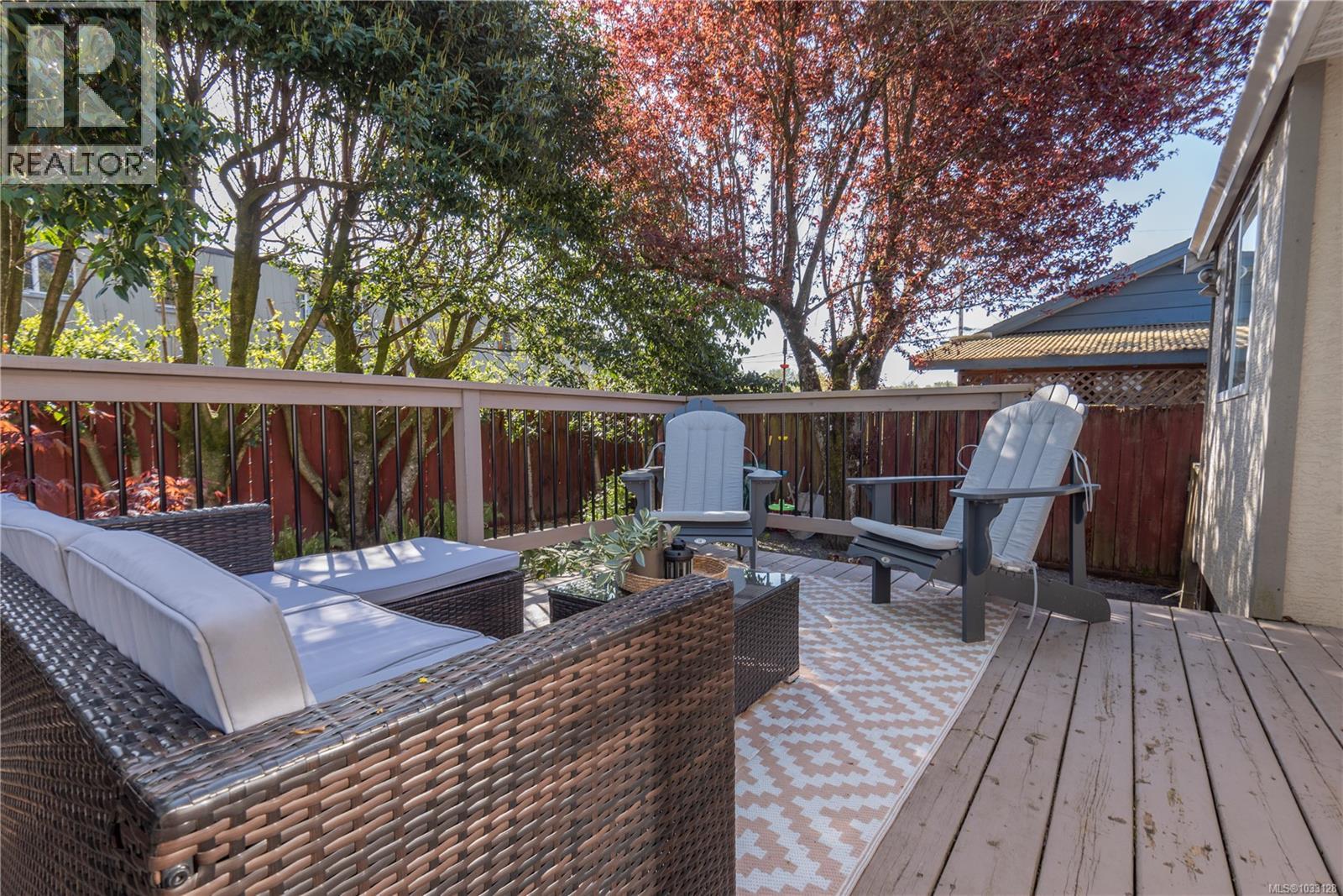 378 Campbell St - 10