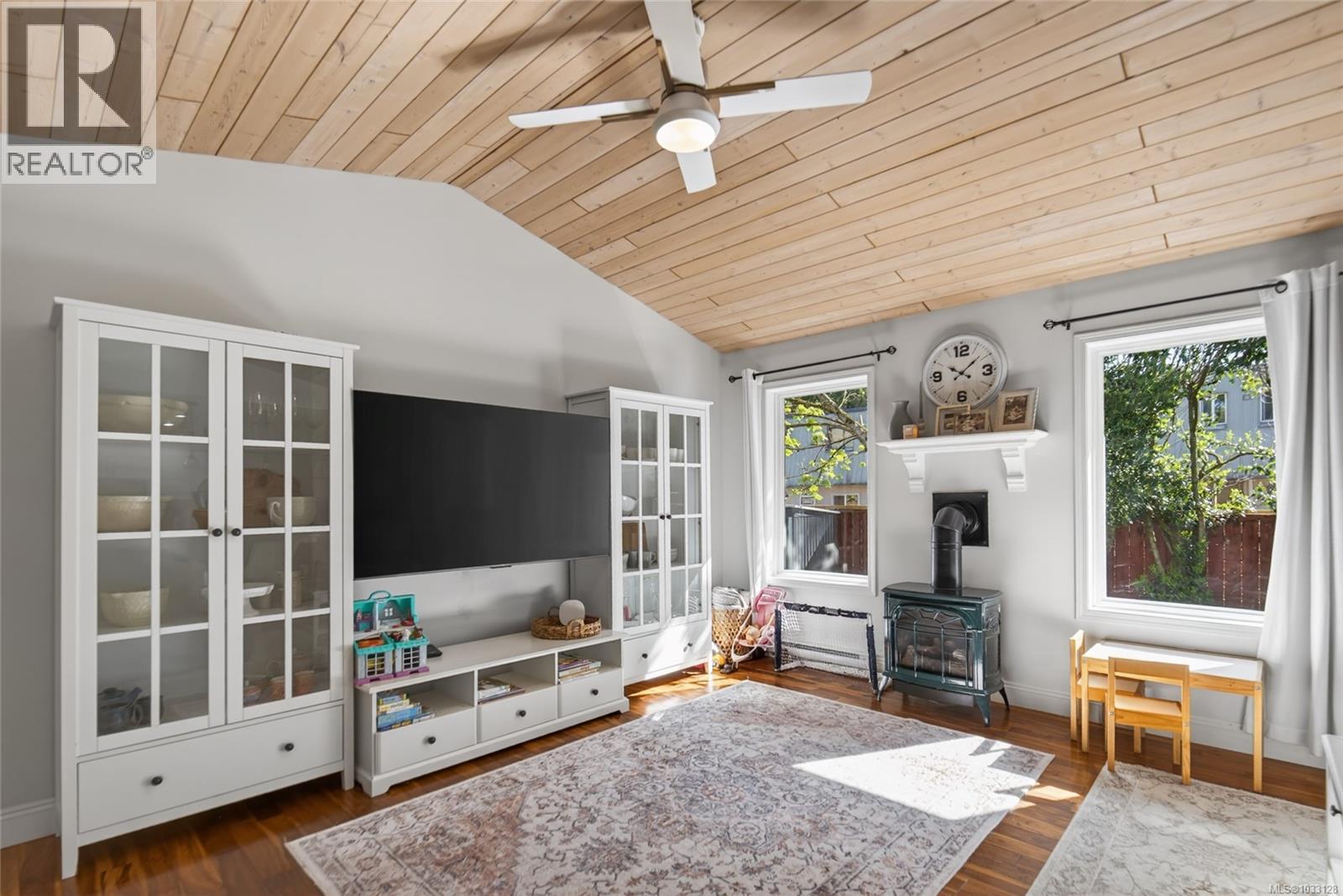 378 Campbell St - 12